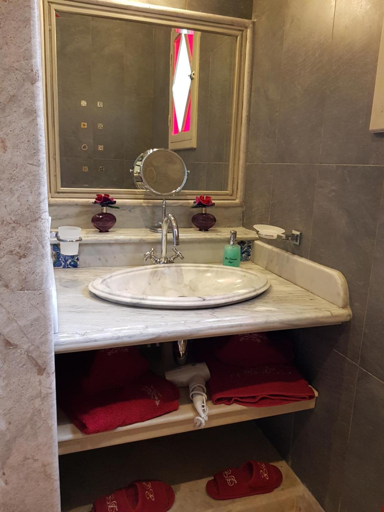 Maison D'Hotes Dar Ennassim La Marsa Rum bild