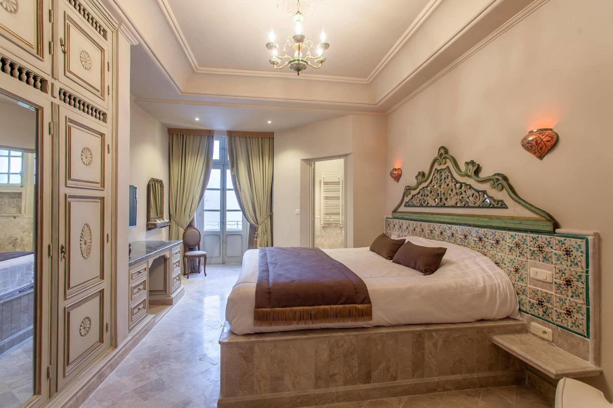 Maison D'Hotes Dar Ennassim La Marsa Exteriör bild